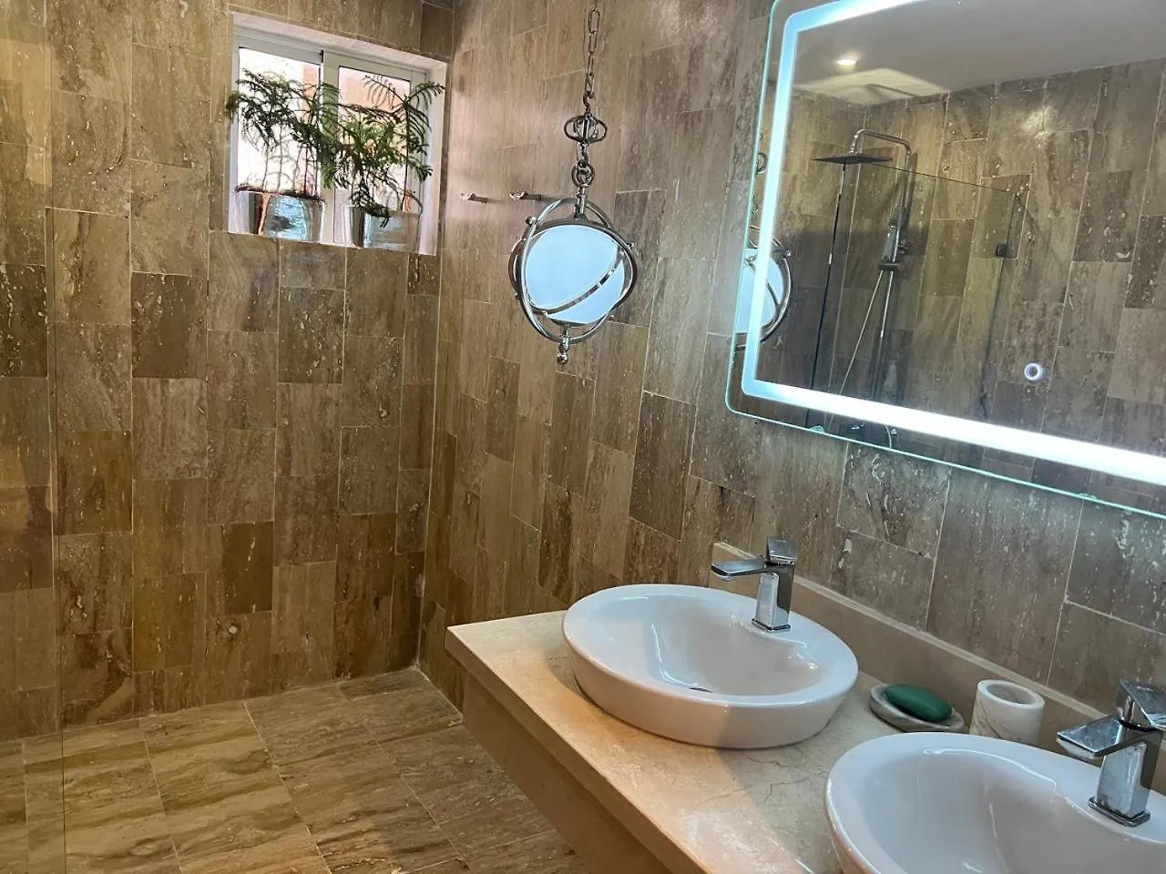 Suite In Shared Apartment, Pool And Beach Access Punta Cana Pansiyon